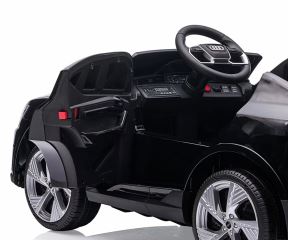 Elektrické autíčko Audi E-Tron Sportback 12V s dálkovým ovládáním a LED, černé (8)