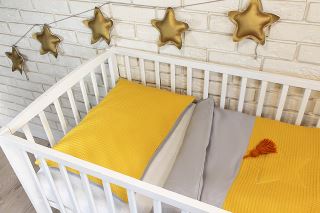 Baby Nellys 3 dílná sada Mantinel s povlečením vafelek - hořčicová (1)